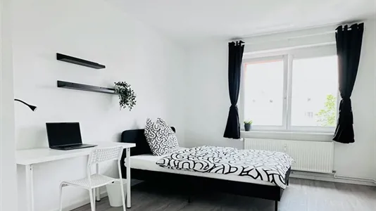 Rooms in Berlin Steglitz-Zehlendorf - photo 1