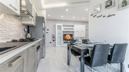 Apartment for rent in Roma Municipio VII – Appio-Latino/Tuscolano/Cinecittà, Rome