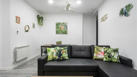 Rooms in Madrid Centro - photo 9