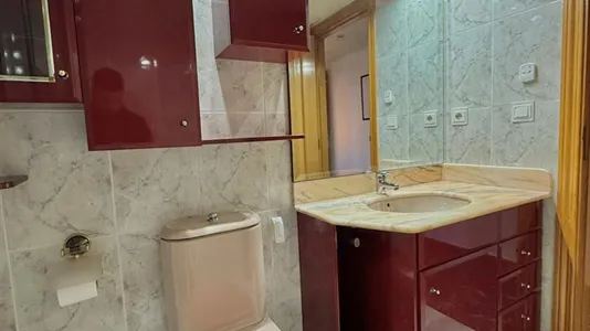 Rooms in Zaragoza - photo 9