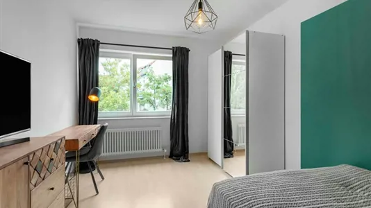 Rooms in Berlin Friedrichshain-Kreuzberg - photo 2