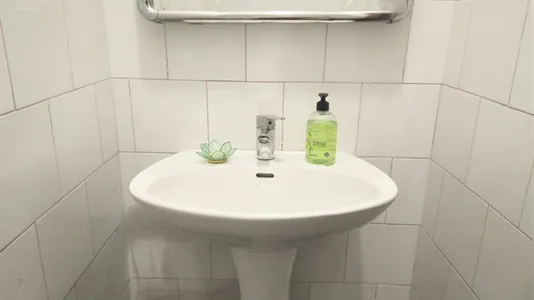 Rooms in Valencia Extramurs - photo 5