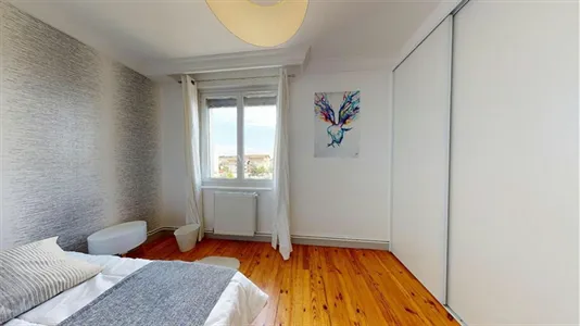 Rooms in Lyon - photo 4
