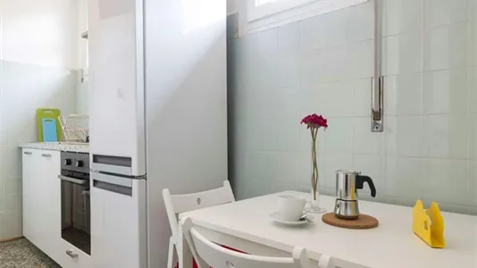 Rooms in Milano Zona 8 - Fiera, Gallaratese, Quarto Oggiaro - photo 8