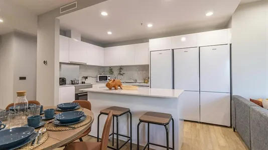 Rooms in Enramadilla - photo 9