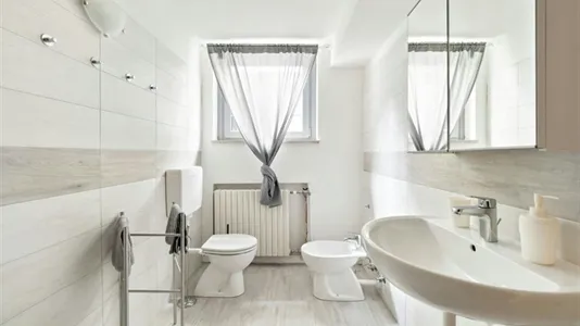 Rooms in Milano Zona 2 - Stazione Centrale, Gorla, Turro, Greco, Crescenzago - photo 8