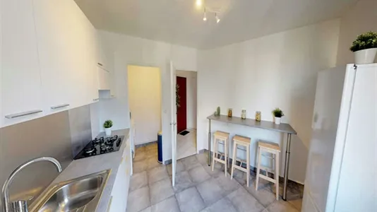 Rooms in Lyon - photo 10