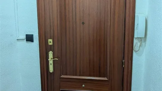 Rooms in Barcelona Sants-Montjuïc - photo 4