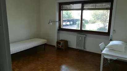 Room for rent in Roma Municipio XIV – Monte Mario, Rome