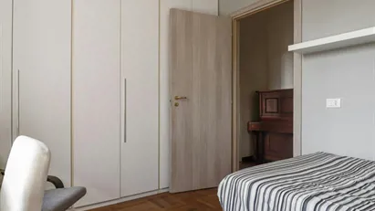 Room for rent in Milano Zona 1 - Centro storico, Milan