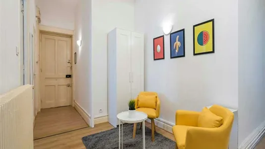 Rooms in Lyon - photo 9