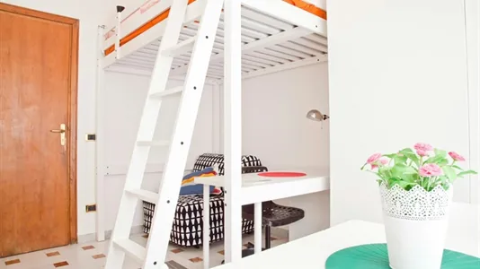 Rooms in Roma Municipio II – Parioli/Nomentano - photo 7