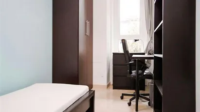 Room for rent in Milano Zona 5 - Vigentino, Chiaravalle, Gratosoglio, Milan