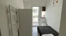 Room for rent, Bari, Puglia, Via Gian Giuseppe Carulli