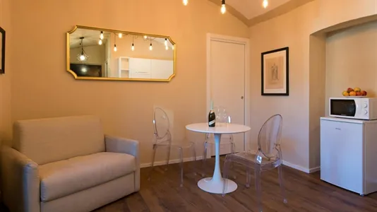 Apartments in Turin - photo 2