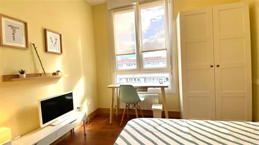 Rooms in Bilbao - photo 4