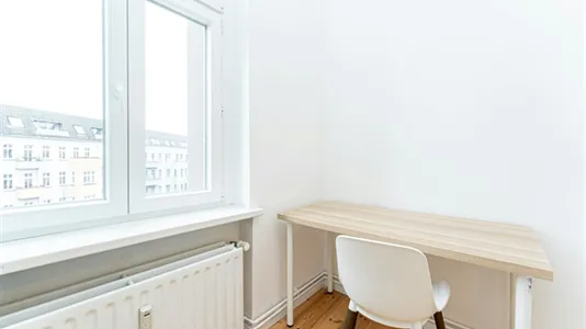 Rooms in Berlin Friedrichshain-Kreuzberg - photo 4