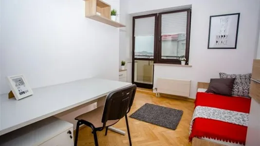 Rooms in Location is not specified - photo 1