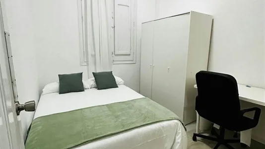 Rooms in Valencia Ciutat Vella - photo 1