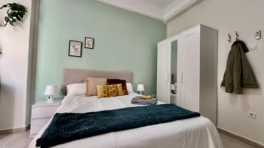 Rooms in Zaragoza - photo 4