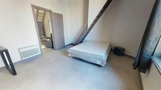 Rooms in Clermont-Ferrand - photo 1