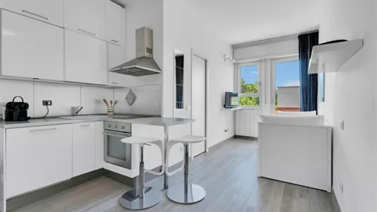 Apartments in Milano Zona 8 - Fiera, Gallaratese, Quarto Oggiaro - photo 2