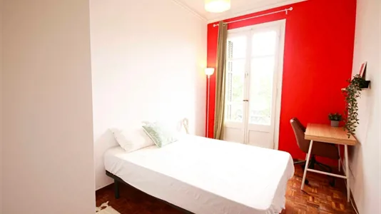 Rooms in Barcelona Eixample - photo 2