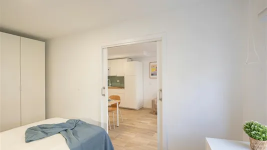 Apartments in Los Claveles - photo 4