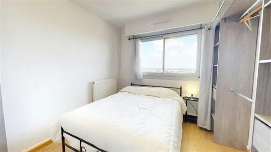 Rooms in Lyon - photo 2