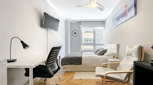Rooms in Alcalá de Henares - photo 4
