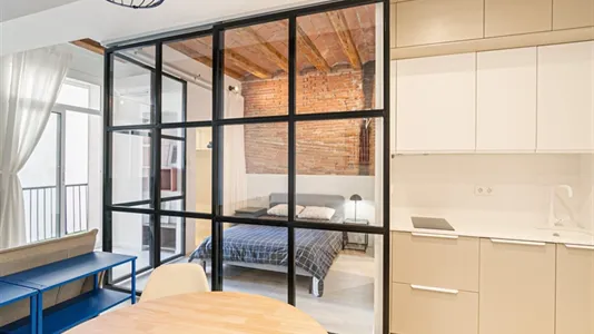 Apartments in Barcelona Eixample - photo 5