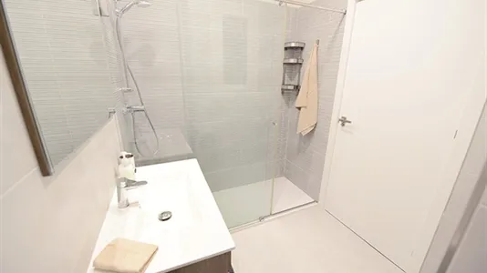 Rooms in Bilbao - photo 10