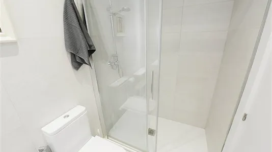 Rooms in Bilbao - photo 8