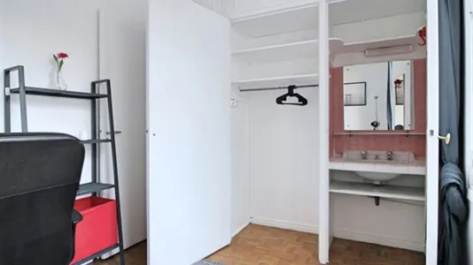 Rooms in Paris 16éme arrondissement (North) - photo 4