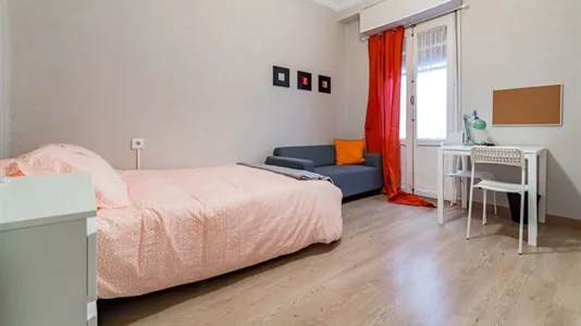 Rooms in Valencia Ciutat Vella - photo 2