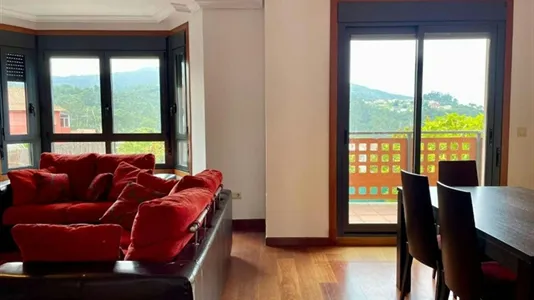 Houses in Vigo - photo 9