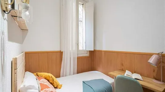 Rooms in Madrid Centro - photo 6
