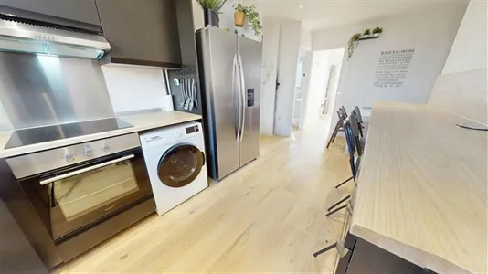 Rooms in Lyon - photo 6