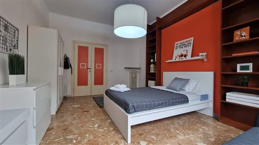 Rooms in Roma Municipio XIV – Monte Mario - photo 5