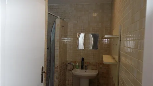 Rooms in Barcelona Gràcia - photo 4