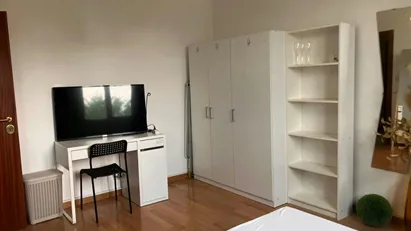 Room for rent in Medicina, Emilia-Romagna