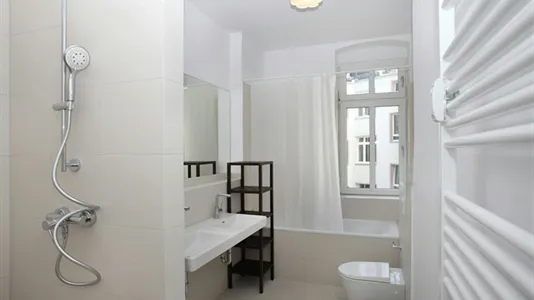 Rooms in Berlin Friedrichshain-Kreuzberg - photo 4