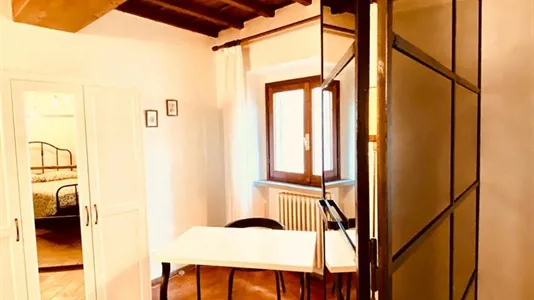 Rooms in Florence - photo 3