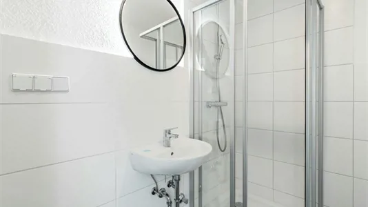 Rooms in Berlin Charlottenburg-Wilmersdorf - photo 3