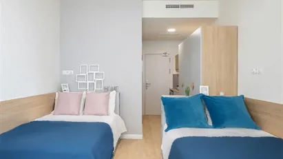 Room for rent in Granada, Andalucía