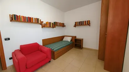 Room for rent in Milano Zona 8 - Fiera, Gallaratese, Quarto Oggiaro, Milan