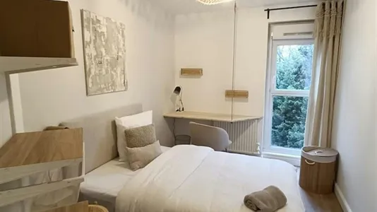 Rooms in Lyon - photo 4