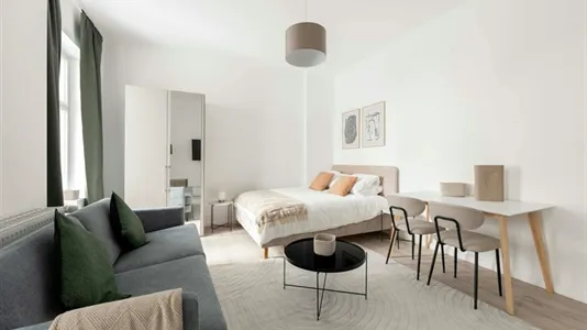 Apartments in Berlin Mitte - photo 2