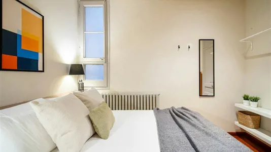 Rooms in Barcelona Gràcia - photo 2