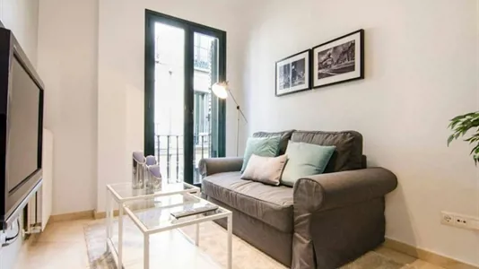 Apartments in Madrid Centro - photo 2